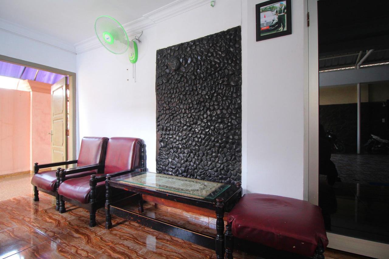 Oyo 2176 Amanah Syariah Residence Bandar Lampung Exterior foto